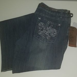 MUDD Jeans